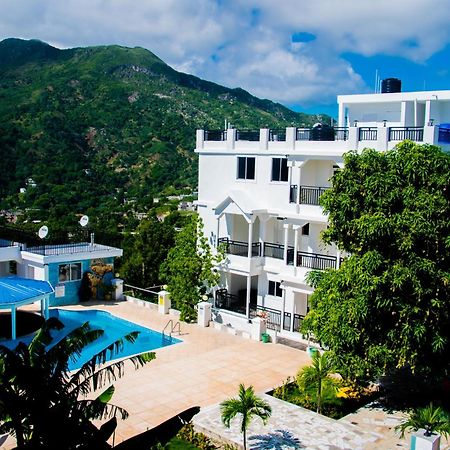 J&G Villa Hotel Cap-Haïtien Eksteriør bilde